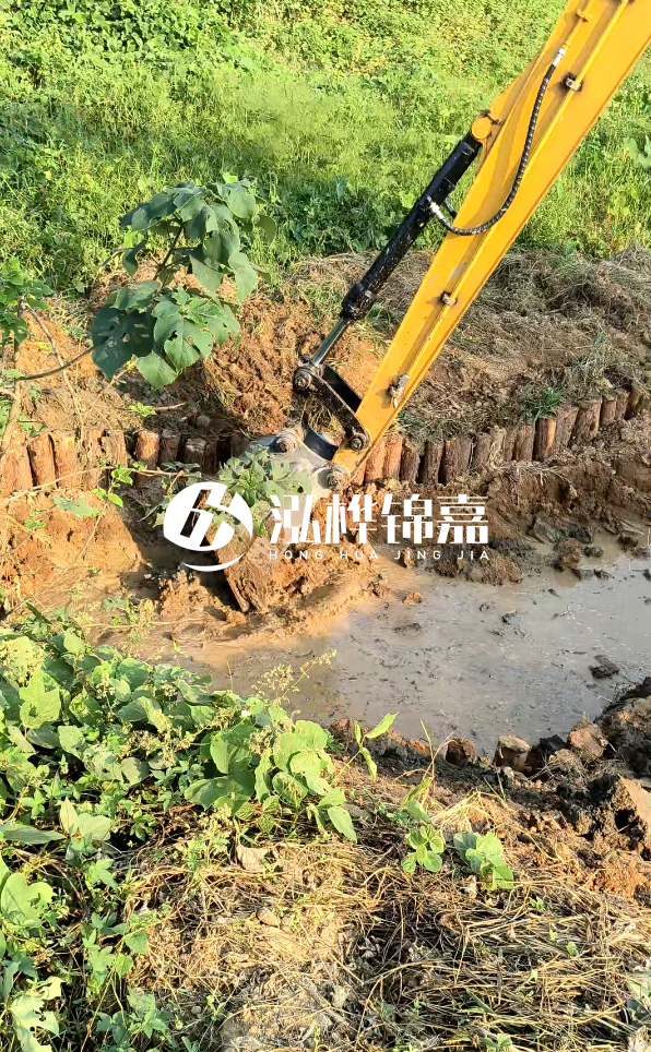 德州河道清淤專業(yè)施工-打完松木樁后為何需要立即清理淤泥？