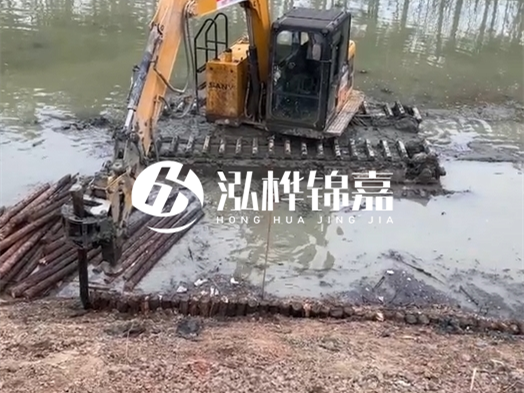 河道木材松木樁怎么選？河道工程用什么規(guī)格松木樁？